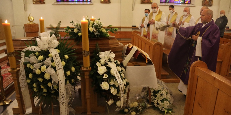 Pogrzeb kustosza klasztoru w Kątach Starych